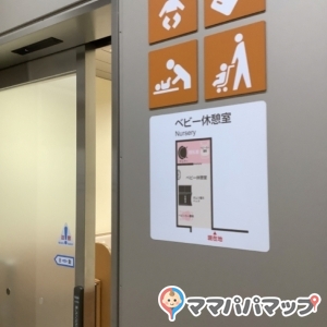 休憩室内の配置図も入り口にあり