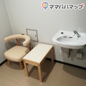 アクリエひめじ(姫路市文化コンベンションセンター)(1F)の授乳室・オムツ替え台情報 画像5