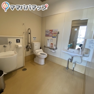 ホームセンターコーナン 鶴見元宮店の授乳室 オムツ替え台情報