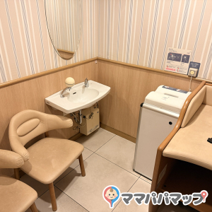 Esola池袋(4F)の授乳室・オムツ替え台情報 画像1