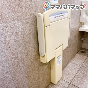 ファッションセンターしまむら音羽店のオムツ替え台情報 画像1