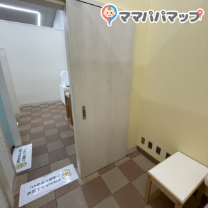 授乳室　鍵付き