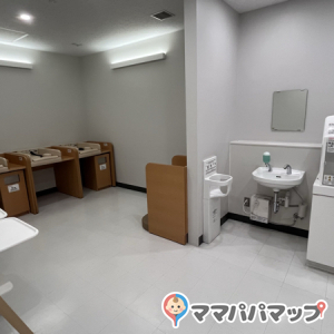 オムツ替え・調乳