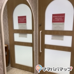 大きな鏡もあります