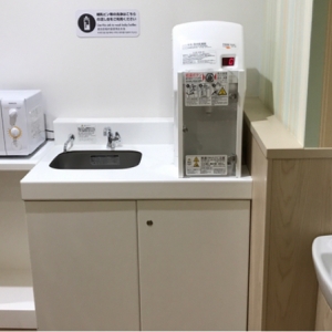 三井アウトレットパーク 多摩南大沢(1F ファクトリーアウトレッツ)の授乳室・オムツ替え台情報 画像4