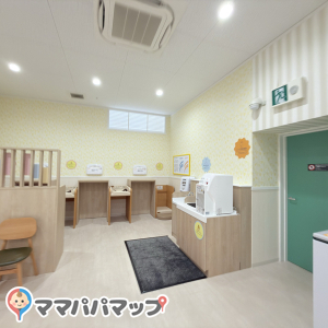 そよら西宮今津(2F)の授乳室・おむつ替え台の写真(2枚目)