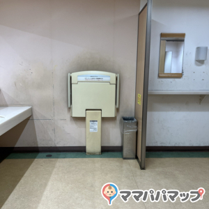 イオン吹田店(2F)のオムツ替え台情報 画像1