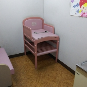 草加市立中央図書館(4F)の授乳室・オムツ替え台情報 画像2