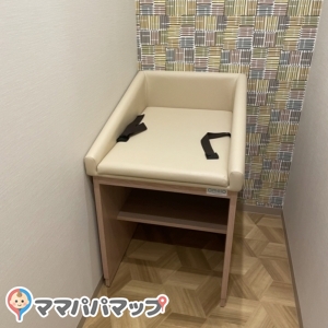カメイドクロック（KAMEIDO CLOCK）(4F)の授乳室・おむつ替え台の写真(9枚目)