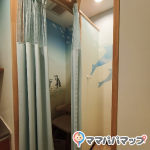 新江ノ島水族館(1階入場口奥)の授乳室・オムツ替え台情報 画像2