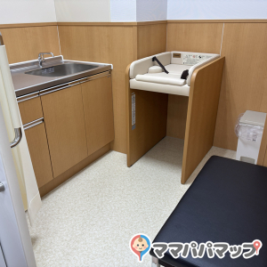 ヤマダデンキ Tecc LIFE SELECT 茨木目垣店(2F)の授乳室・オムツ替え台情報 画像3