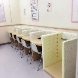 オムツ交換台