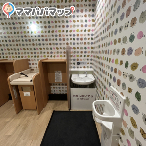 三井アウトレットパーク 岡崎(1F)の授乳室・オムツ替え台情報 画像11