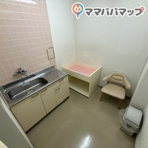 西松屋 明石魚住店の授乳室・オムツ替え台情報 画像5