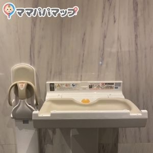 ザ・カハラ・ホテル&リゾート横浜(14F)のオムツ替え台情報 画像1