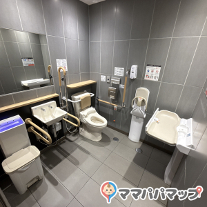 マクドナルド 姫路太子町店のオムツ替え台情報 画像1