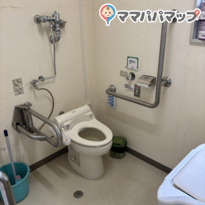 船岡公民館(1F)のオムツ替え台情報 画像1