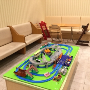 待合スペースもゆったり