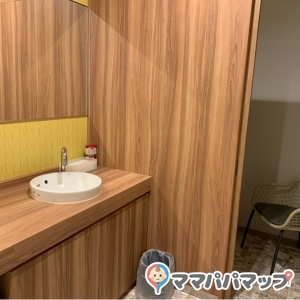 SUV LAND 札幌(1F)の授乳室・オムツ替え台情報 画像1