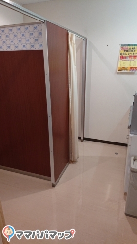 スーパービバホーム長久手店の授乳室 オムツ替え台情報