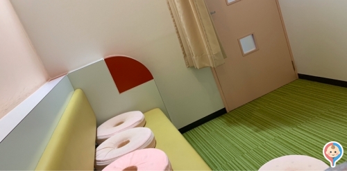 キッズプラザ大阪の授乳室 オムツ替え台情報