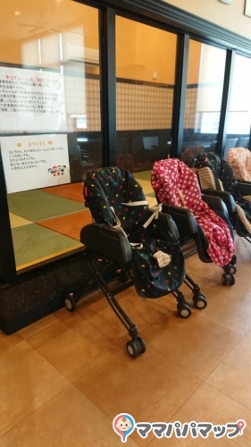 神戸クックワールドビュッフェ郡山店のオムツ替え台情報