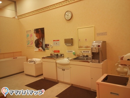 アリオ西新井の授乳室 オムツ替え台情報