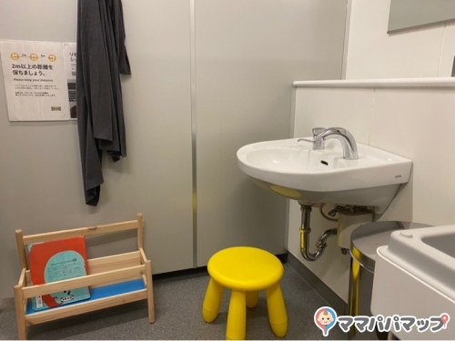 IKEA】機能的なおむつ替えスペース作ってみた！【DIY】 - YouTube 