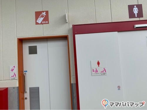 コーナン千里山田店の授乳室 オムツ替え台情報