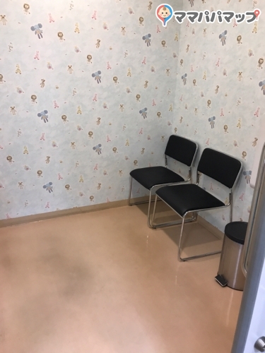 ホームセンターコーナン 府中四谷店の授乳室 オムツ替え台情報